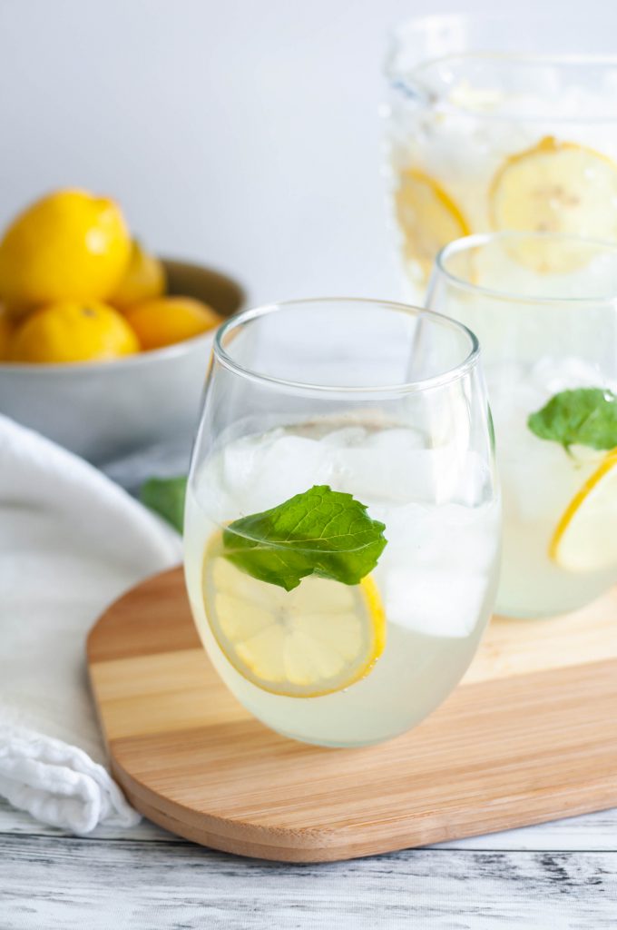 Mint Lemonade - Meg's Everyday Indulgence