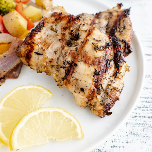 Simple Lemon Herb Chicken Seasoning - Hey Grill, Hey